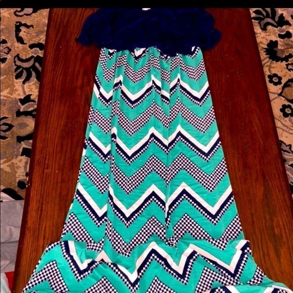 Woman’s strapless maxi dress  - Picture 1 of 3